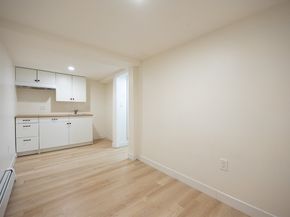 94 Crescent Ave, Revere MA 02151