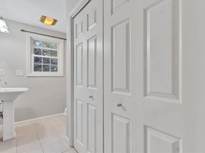 5 Fales St, Medway MA 02053