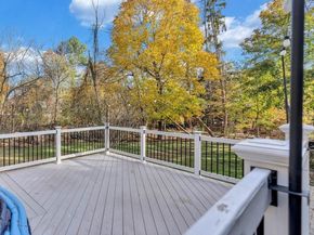 5 Fales St, Medway MA 02053