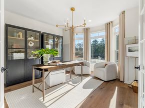 31 Sandtrap Circle 5, Walpole MA 02081