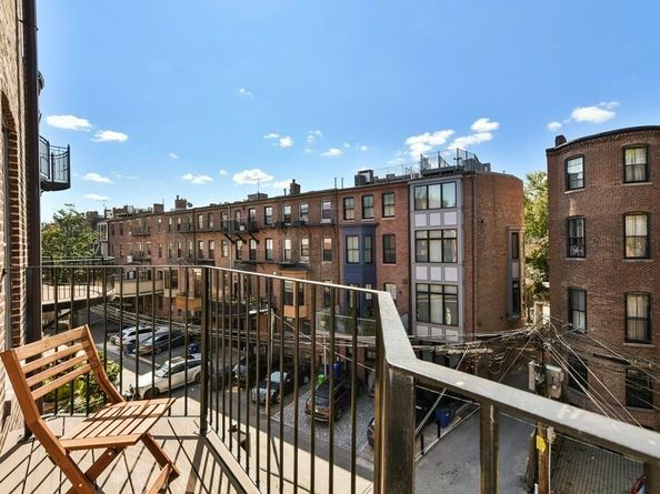 128 Pembroke St 23, Boston MA 02118