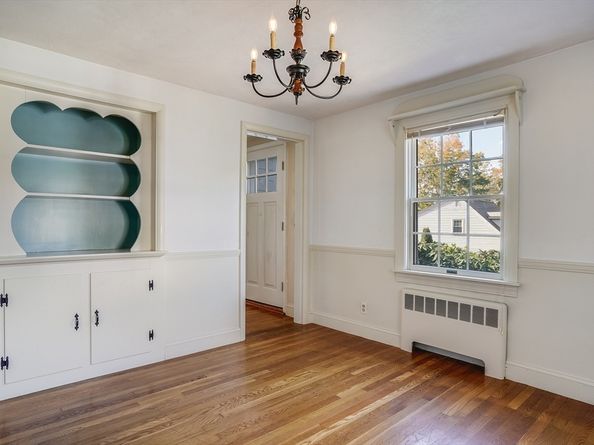 16 Sunnyside Road, Woburn MA 01801