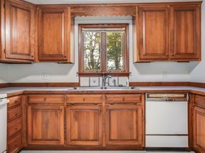 16 Sunnyside Road, Woburn MA 01801