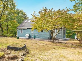 16 Sunnyside Road, Woburn MA 01801
