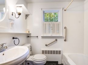 16 Sunnyside Road, Woburn MA 01801