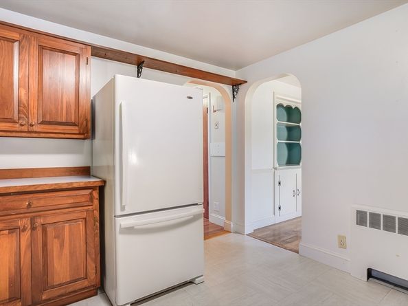 16 Sunnyside Road, Woburn MA 01801