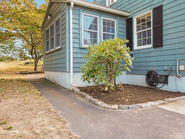 16 Sunnyside Road, Woburn MA 01801