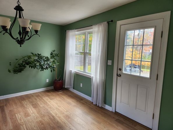 29 Rayburn Rd, Stoughton MA 02072