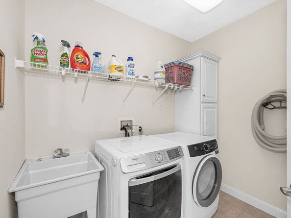 141 Cortland Dr 141, North Andover MA 01845