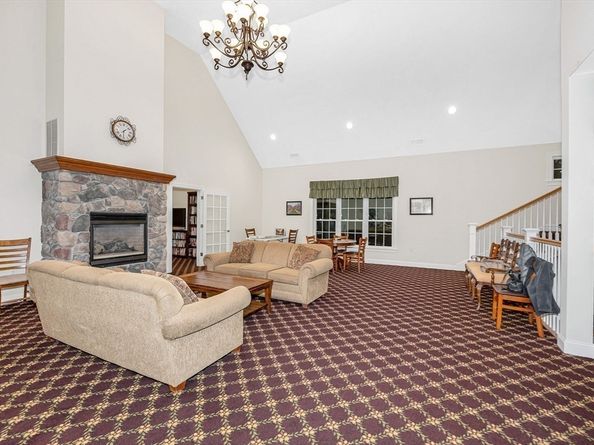 141 Cortland Dr 141, North Andover MA 01845