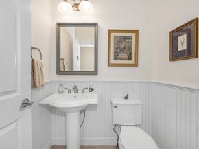 141 Cortland Dr 141, North Andover MA 01845