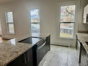 40 Crescent 2, Chelsea MA 02150