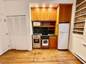 7 Unity St 3, Boston MA 02113
