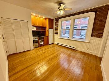 7 Unity St