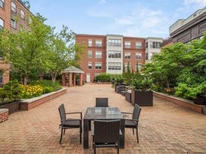 35 Fay St 607, Boston MA 02118