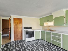 48 Willard Road, Ashburnham MA 01430