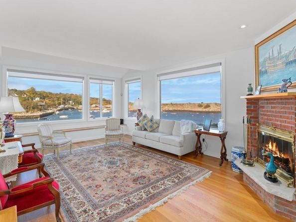 13 Rowe Pt 13, Rockport MA 01966