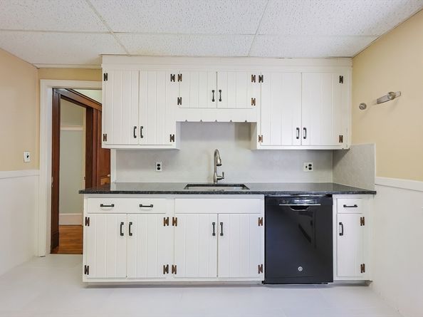 155 Highland Ave 1, Arlington MA 02476