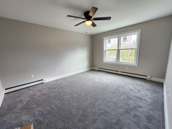 21 Cottage St, Winchendon MA 01475
