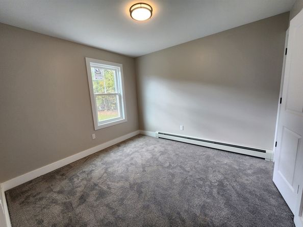 21 Cottage St, Winchendon MA 01475