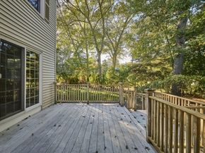 5 Cunningham Cir, Waltham MA 02453