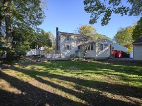 5 Cunningham Cir, Waltham MA 02453