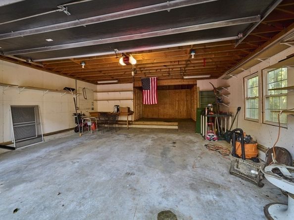 5 Cunningham Cir, Waltham MA 02453