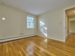 5 Cunningham Cir, Waltham MA 02453