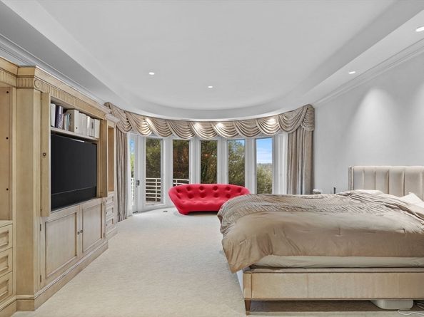 99 Baldpate Hill Road, Newton MA 02459