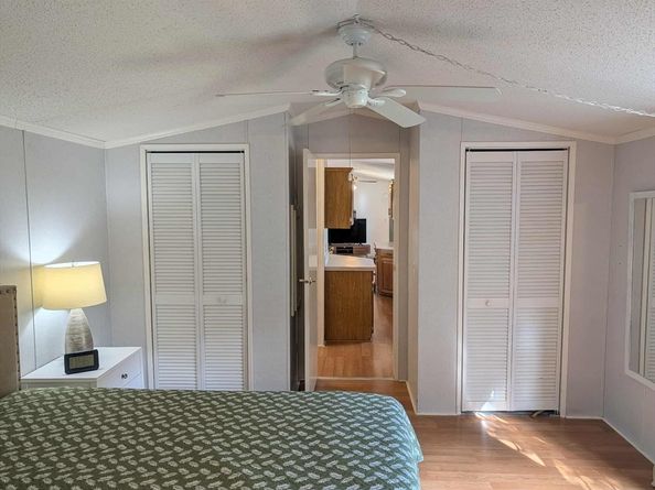 322 Poplar Ave, Sturbridge MA 01566