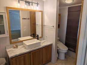 322 Poplar Ave, Sturbridge MA 01566