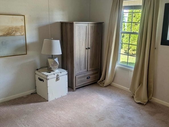 322 Poplar Ave, Sturbridge MA 01566