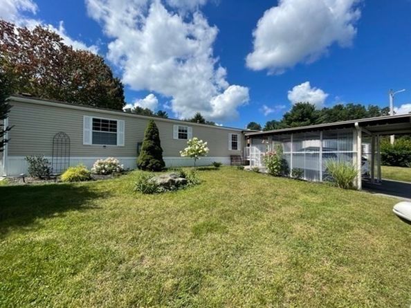 322 Poplar Ave, Sturbridge MA 01566