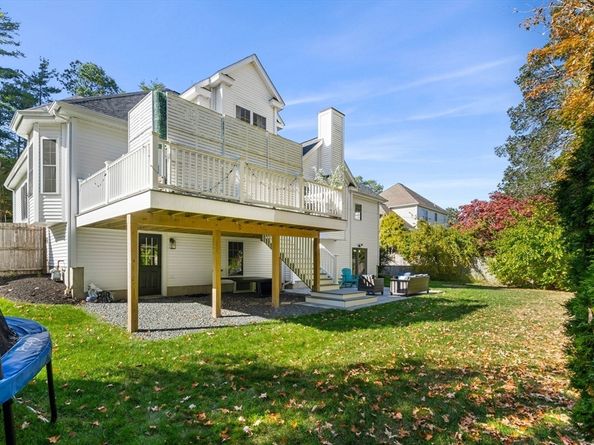 30 Lucey Dr, Newburyport MA 01950