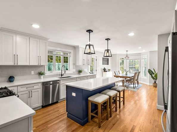 30 Lucey Dr, Newburyport MA 01950