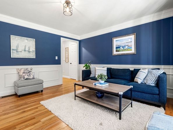 30 Lucey Dr, Newburyport MA 01950