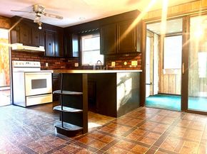 831 Providence Rd, Northbridge MA 01588