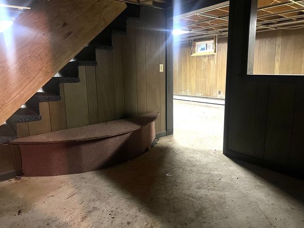 831 Providence Rd, Northbridge MA 01588