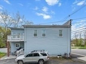 115 Ames St, Brockton MA 02302