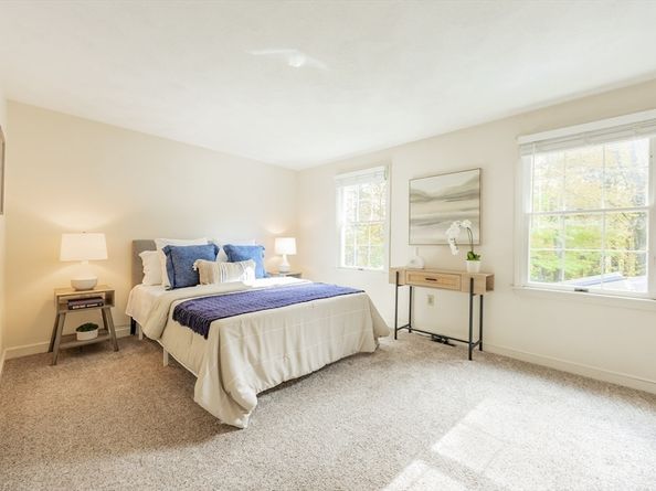 12 Spruce Way, Medfield MA 02052