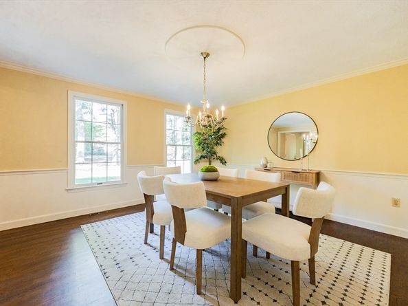 12 Spruce Way, Medfield MA 02052