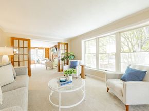 12 Spruce Way, Medfield MA 02052