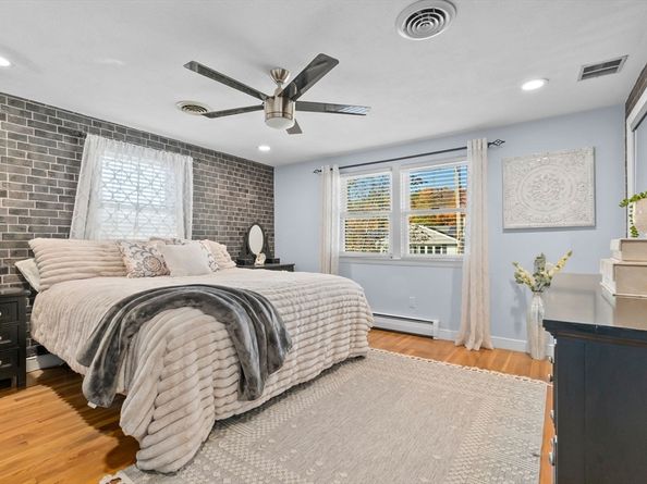 6 Susan Dr, Saugus MA 01906