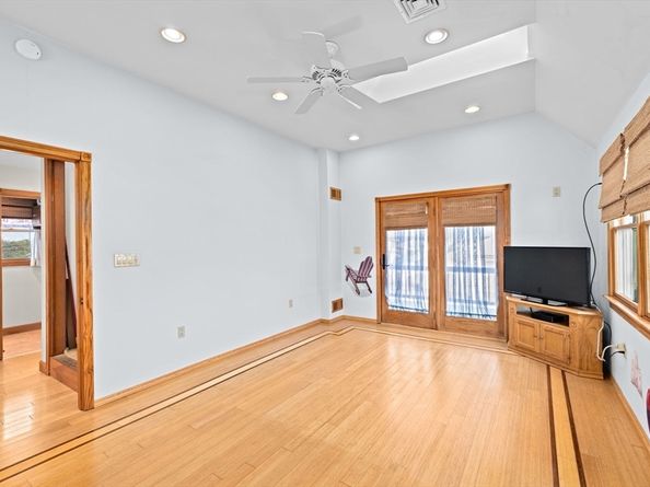 24 2nd Rd, Marshfield MA 02050