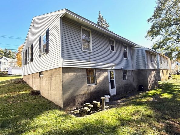 150 Washington St, Leominster MA 01453