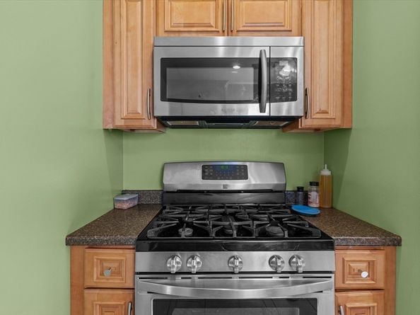 30 Adams St, Lynn MA 01902
