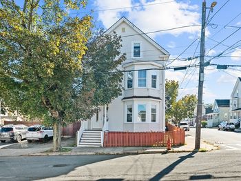 30 Adams St