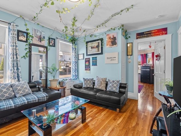 30 Adams St, Lynn MA 01902