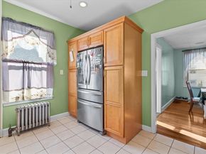 30 Adams St, Lynn MA 01902