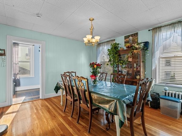 30 Adams St, Lynn MA 01902